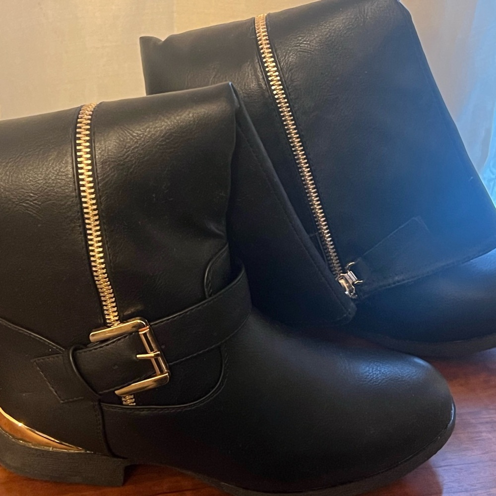 TOP Moda Black Combat Boots with Gold Details